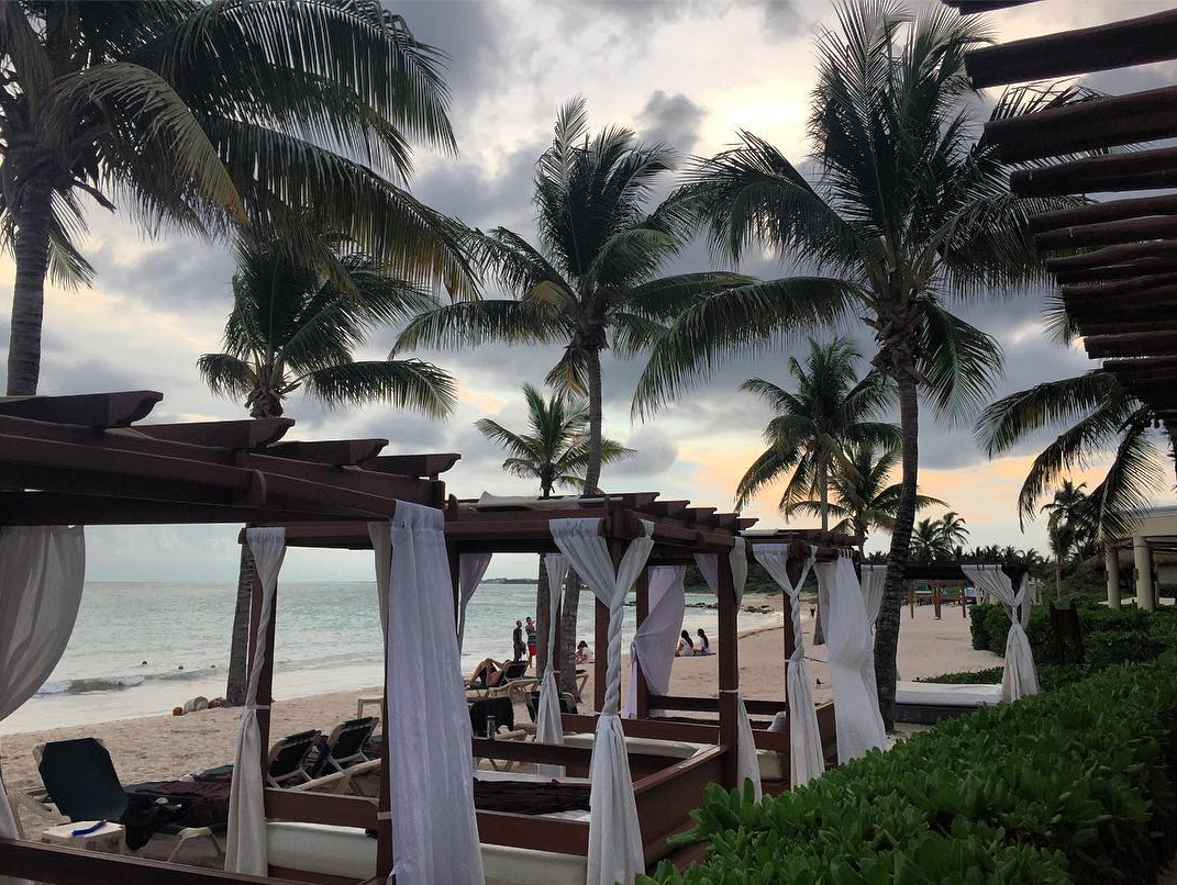 (Bali beds, Dreams Tulum Beach, Mexico