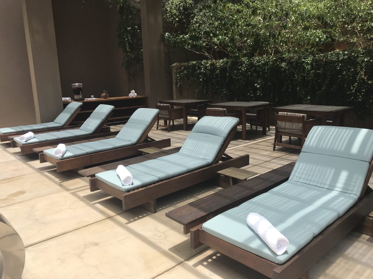 Plunge pool loungers at JW Marriott Los Cabos' Jasha Spa