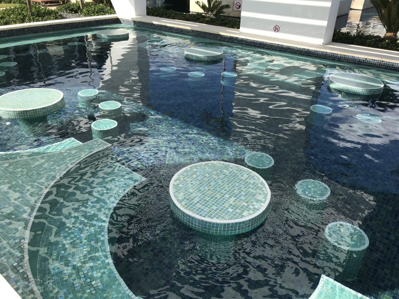 In pool seating