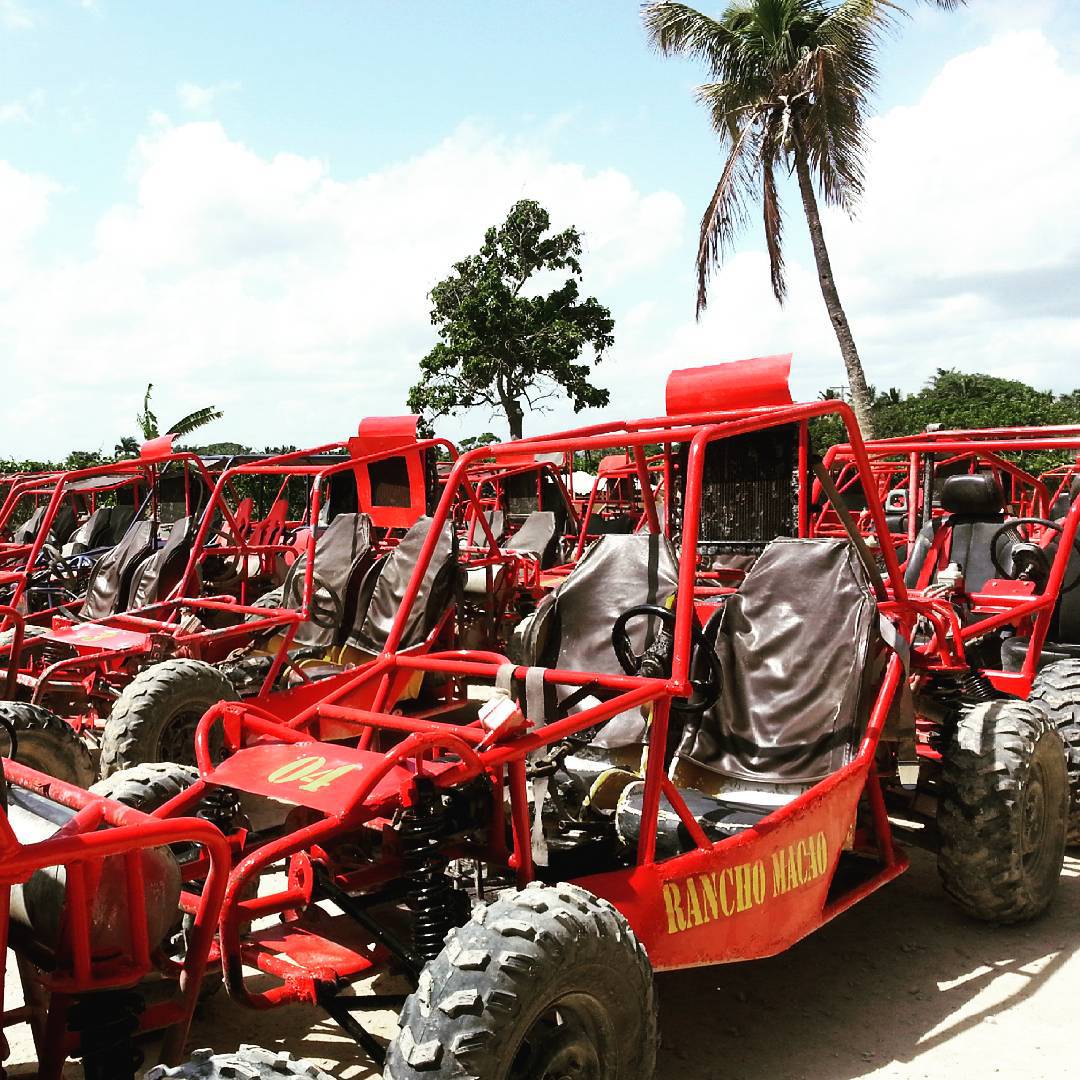 Dune buggy adventure tour, 3 ways to save while booking excursions