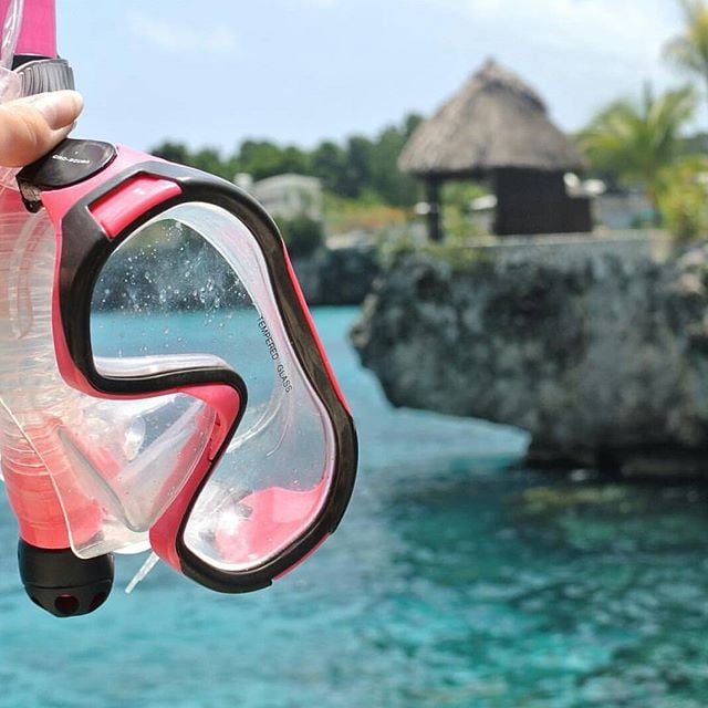 Snorkel gear by the beach